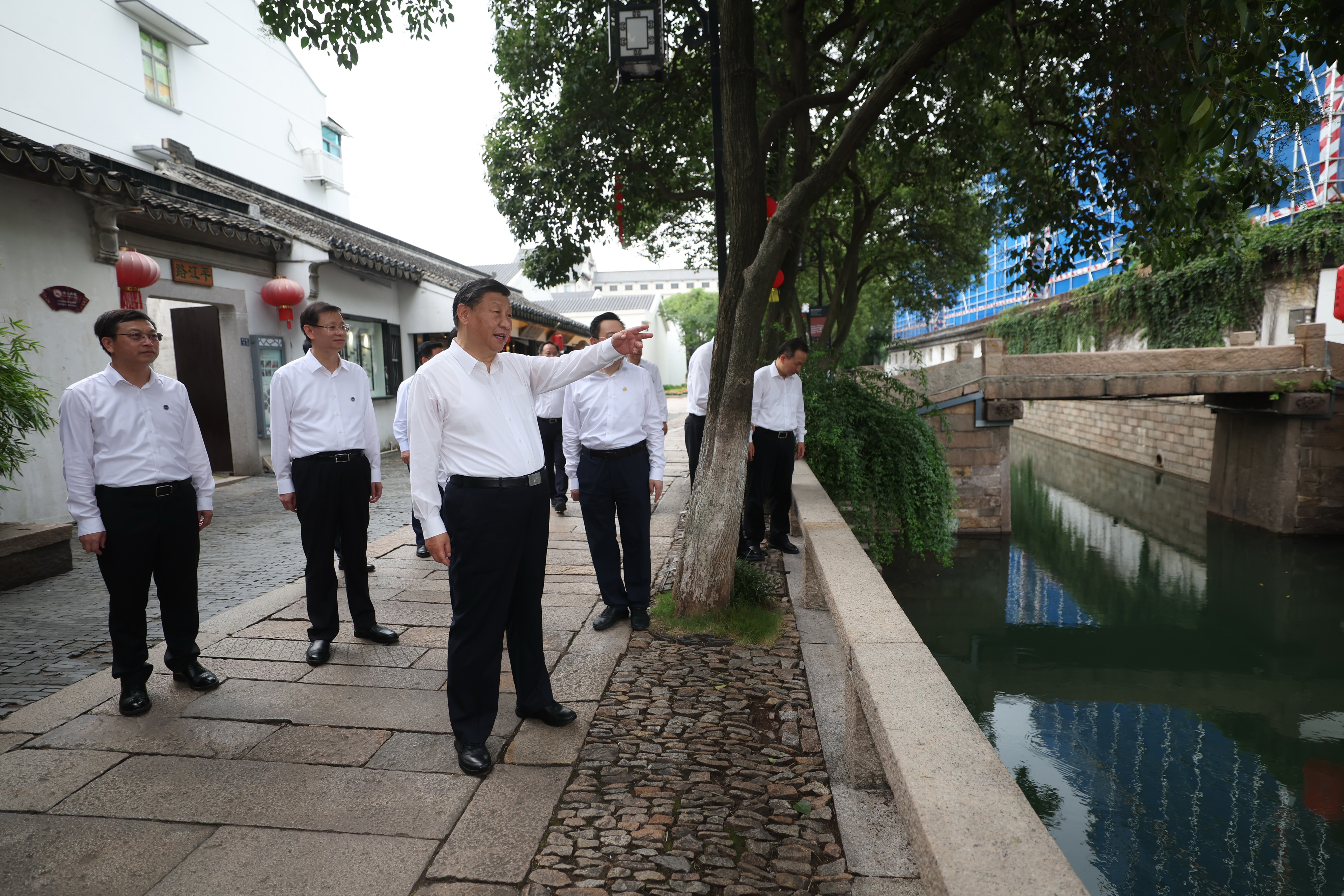 2023年7月6日，習(xí)近平在蘇州平江歷史文化街區(qū)考察。