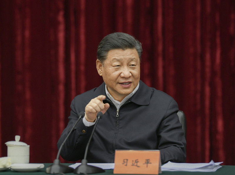 2019年4月15日至17日，中共中央總書記、國家主席、中央軍委主席習(xí)近平在重慶考察，并主持召開解決“兩不愁三保障”突出問題座談會。這是4月16日下午，習(xí)近平主持召開解決“兩不愁三保障”突出問題座談會并發(fā)表重要講話。新華社記者 謝環(huán)馳 攝
