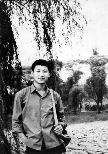 這是1972年，插隊(duì)回京探親時(shí)的習(xí)近平。