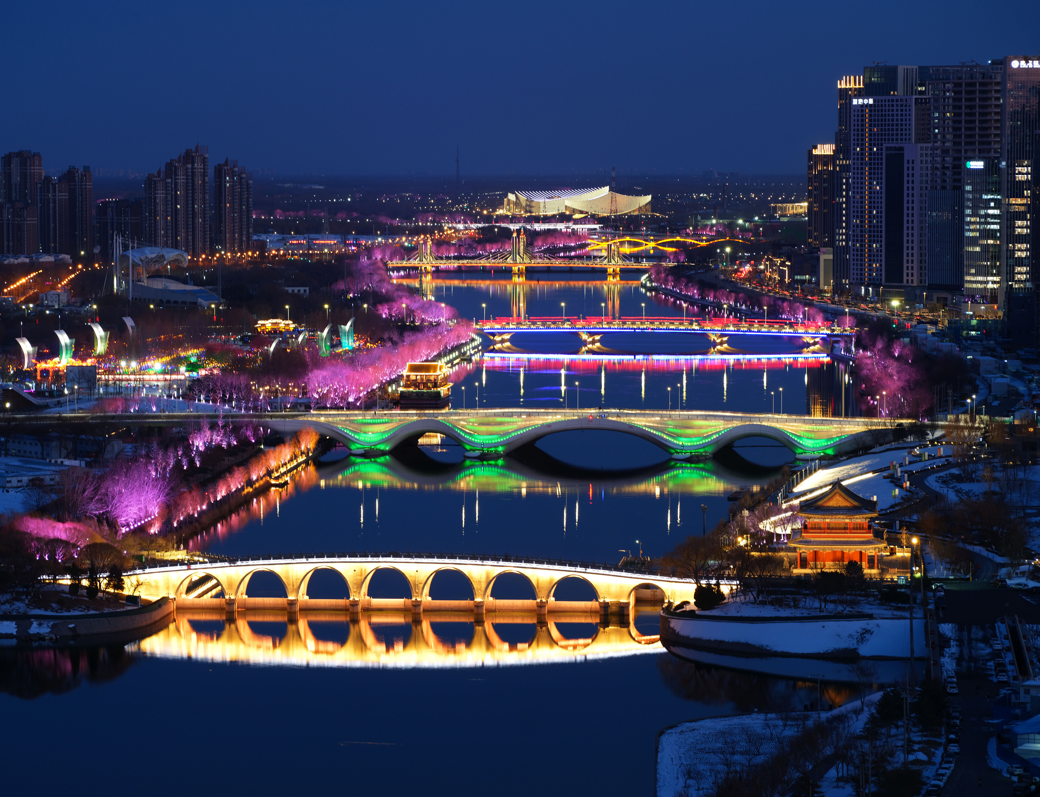 2024年2月22日，京杭大運(yùn)河北京通州段夜景。